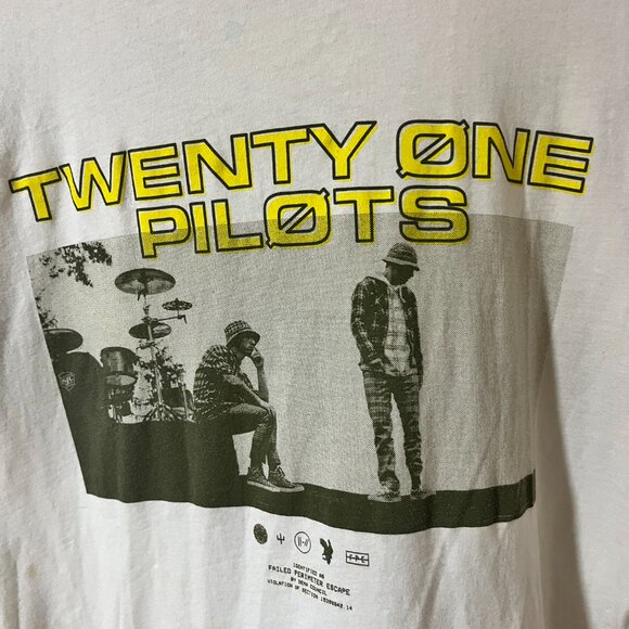21 PILOTS THE BURRITO TOUR 2019 Concert Tour Rock Band T Shirt Size Small - Picture 2 of 7